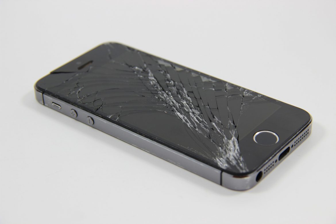 iphone-broken-display iPhone Broken Display